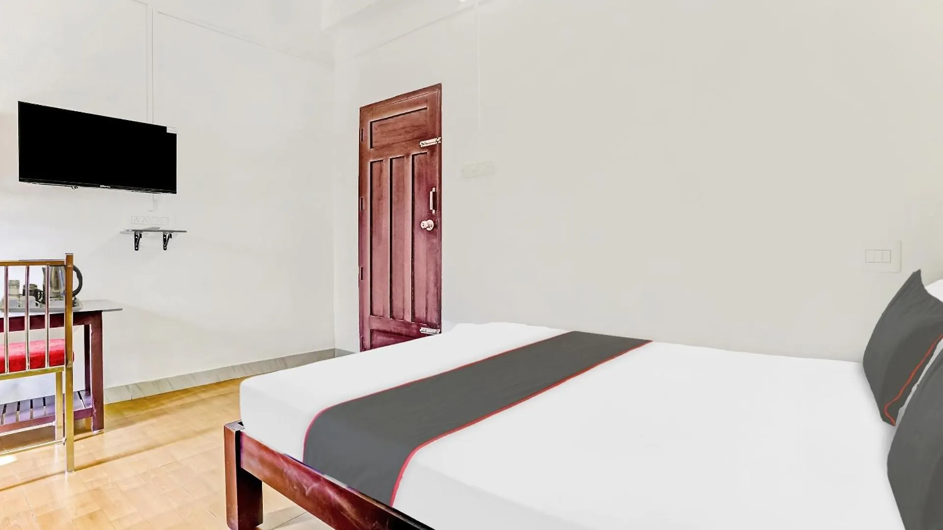 Collection O Royal Tourist Home Kizhake Chalakudi