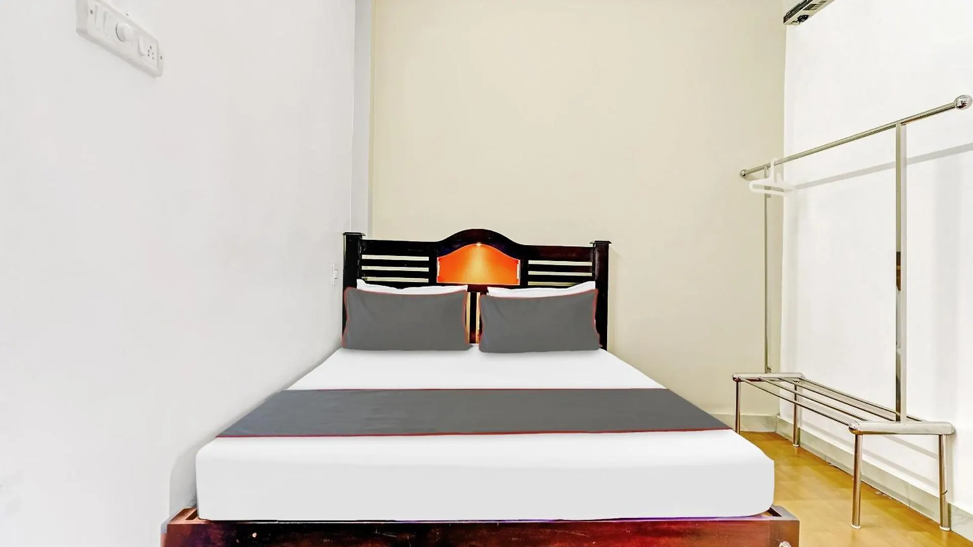 Collection O Royal Tourist Home Kizhake Chalakudi